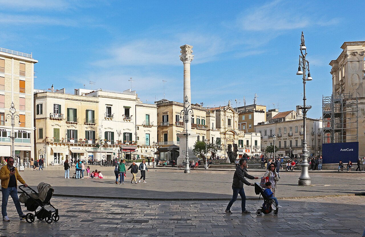 Piazza Sant'Oronzo a Lecce
